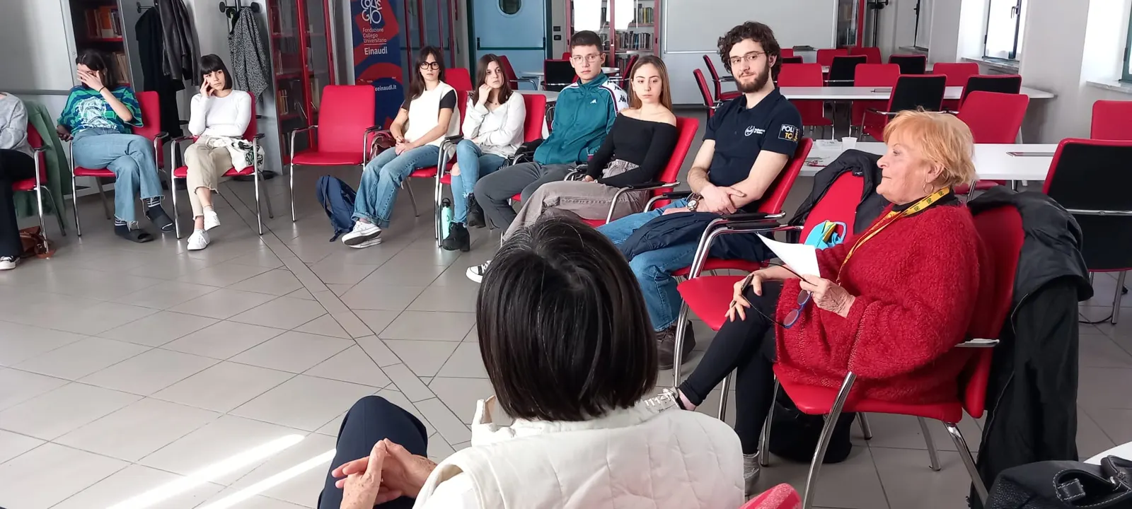 Un altro incontro al College